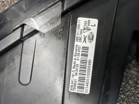 Porsche 560348 Used Turn Signal / Parking Light Assembly Fits 2017 Macan Park Lamp-tur
