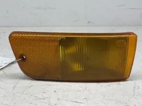 94463105400 PORSCHE Right Passenger Turn Signal