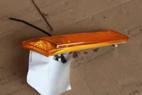 99763103401 PORSCHE Right Passenger Front Bumper Marker Light
