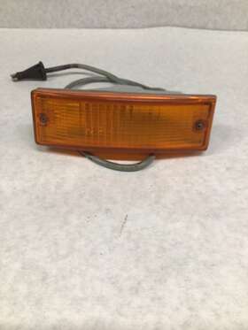 911.631.914.00 PORSCHE BOSCH Amber Turn Signal Light Lens