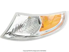 32-101-381 PRO PARTS Turn Signal Front Left Driver Saab
