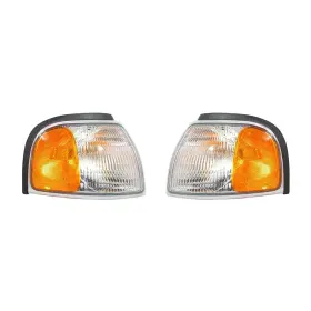 685646403660 MAZDA Turn Signal Light B3000