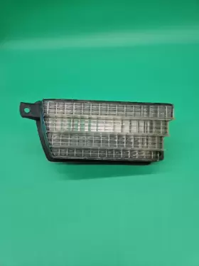 5965920 GM Front Light Parking Lamp Lens C3 Corvette Park