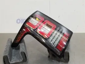 166-60131L ROVER Tail Light Lamp Left Driver Led