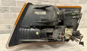 4014965 SAAB Right Front Passenger Turn Signal 9000 #2