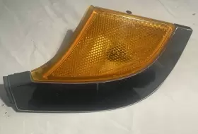 89101507 SAAB Front Right Turn Signal Marker Light Bulb
