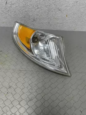 94717FT SAAB Front Right Turn Signal Light Corner