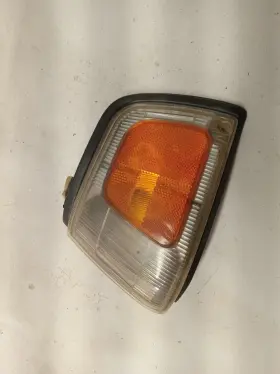 116-58322 SABARU Justy Front Left Fender Mount Parking Light #2
