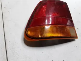 Saturnsdn SATURN Rear Driver Tail Light Quarter Panel #2