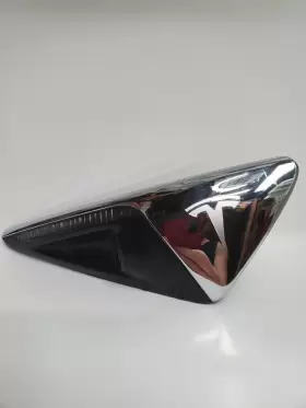 1034345-00-D SIGNAL Tesla Right Turn Repeater Camera #2