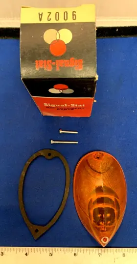 9002A SIGNAL-STAT Amber Lens Light Nos #2