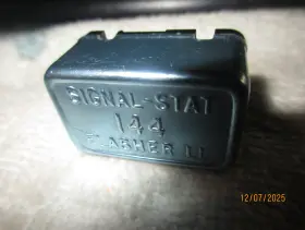 B8655 SIGNAL STAT Prong Flasher Gto Gm Pontiac Lemans