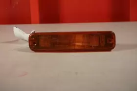 116-60405R SUBARU Passenger Corner Light Lamp Turn Signal