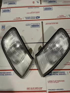 210-20537R SUBARU Corner Lights Turn Signals Koito