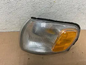 3362 SUBARU Left Turn Signal Marker Light Outback Impreza