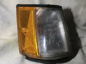 IKI5140 SUBARU Turn Signal Parking Light Right Front Gl