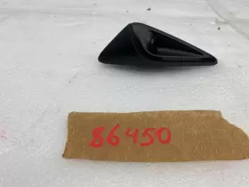 1820735-00-C TESLA Front Passenger Fender Turn Signal Camera