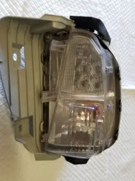 116-10588R TOYOTA Du Passenger Right Turn Signal Lamp Prius