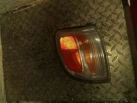 116-58592R TOYOTA Passenger Corner Light Lamp Turn Signal