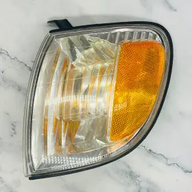 116-59954 TOYOTA Left Driver Turn Signal Light Tundra Park