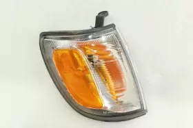 116-60339R TOYOTA Right Passenger Turn Signal Light Lamp