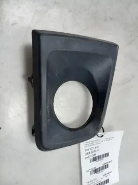 116.TO1316 TOYOTA Passenger Right Fog Light Cover Tacoma