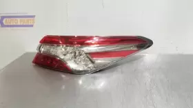 166-10310AR TOYOTA Quarter Panel Taillight Lamp Right Tacoma