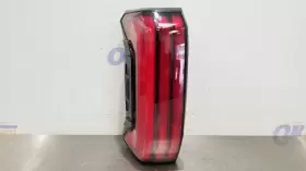166-11690L TOYOTA Tail Light Lamp Left Driver Sequential Turn