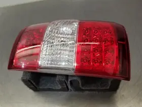 Landcruis TOYOTA Land Passenger Right Quarter Tail Light