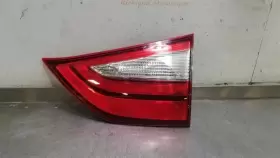 166-60730R TOYOTA Liftgate Tail Light Lamp Passenger Right