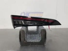 166.TO1Z23 TOYOTA Hatchback Driver Left Lid Tail Light #2