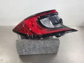 166.TO1Z24 TOYOTA Quarter Panel Tail Light Lamp Left Driver