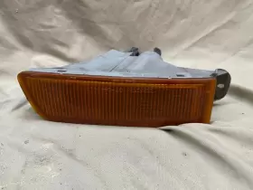 81510-AC010 TOYOTA Turn Signal Lamp Directional Light Rh Park