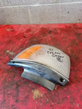 8151009021 TOYOTA Passenger Corner Light Lamp Turn Signal
