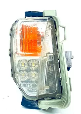 81511-47040 TOYOTA Front Bumper Indicator Signal Right Prius