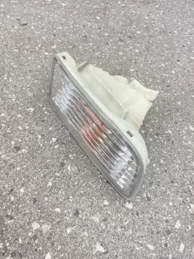 81520-35250 TOYOTA Front Left Turn Signal Lights Bumper Lamp #2
