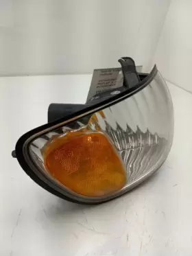 8152008020 TOYOTA Passenger Front Turn Signal Light Sienna #3