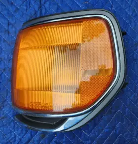 81610-60110 TOYOTA Left Driver Corner Light Landcruiser Park #2