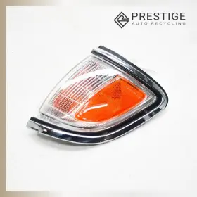 81620-04040 TOYOTA Turn Signal Lamp Left Tacoma