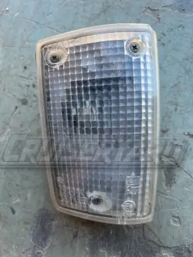 81620-90A03 TOYOTA Land Snd Right Corner Parking Light