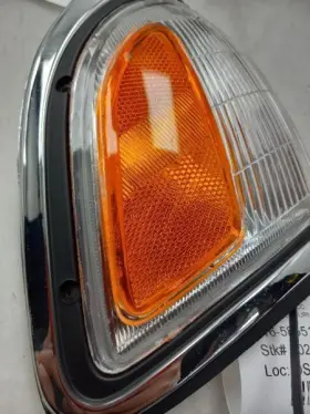8162004020 TOYOTA Driver Turn Signal Tacoma #2