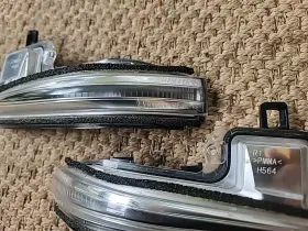 81730-58010 TOYOTA Turn Signal Mirror Lights Tacoma RAV4 #3