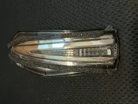 81740-42020 TOYOTA Venza Driver Mirror Turn Signal Lamp RAV4 #2