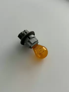 90069-00-01-02-03-04 TOYOTA Turn Signal Light Bulb Socket Rh
