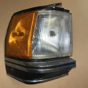 22-147R TOYOTA/KOITO Cressida Corner Turn Signal Passenger
