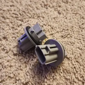 81515AE010 TOYOTA OEM Parking Turn Signal Light Bulb Socket