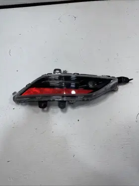 W5632 TOYOTA Venza Left Driver Rear Bumper Reflector Lamp