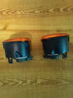 CH2531103 TYC Front Turn Signal Parking Light Lamps Bulbs #2