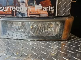 GM273-U000L UZOOKA Driver Signal Light Chevy Silverado Park #2