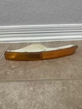 3C0953042D VOLKSWAGEN Front Left Turn Signal Light Passat